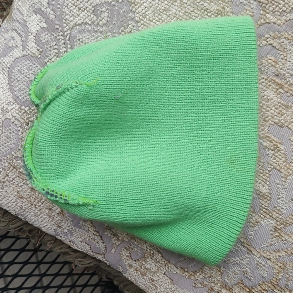 Robot Design Beanie Hat - Picture 7 of 7